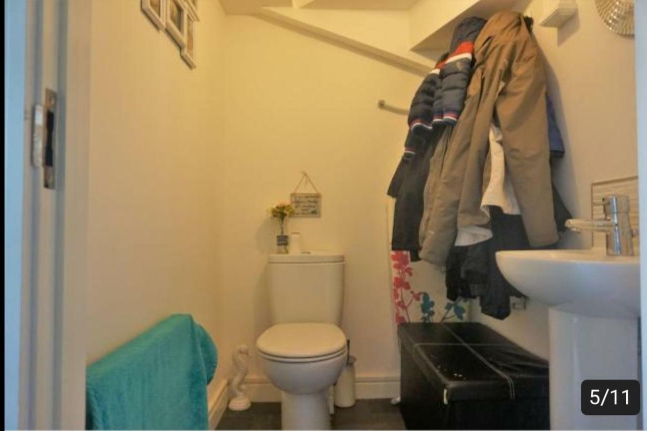 Kingsize Room Close To The A30 Camborne Pool Extérieur photo