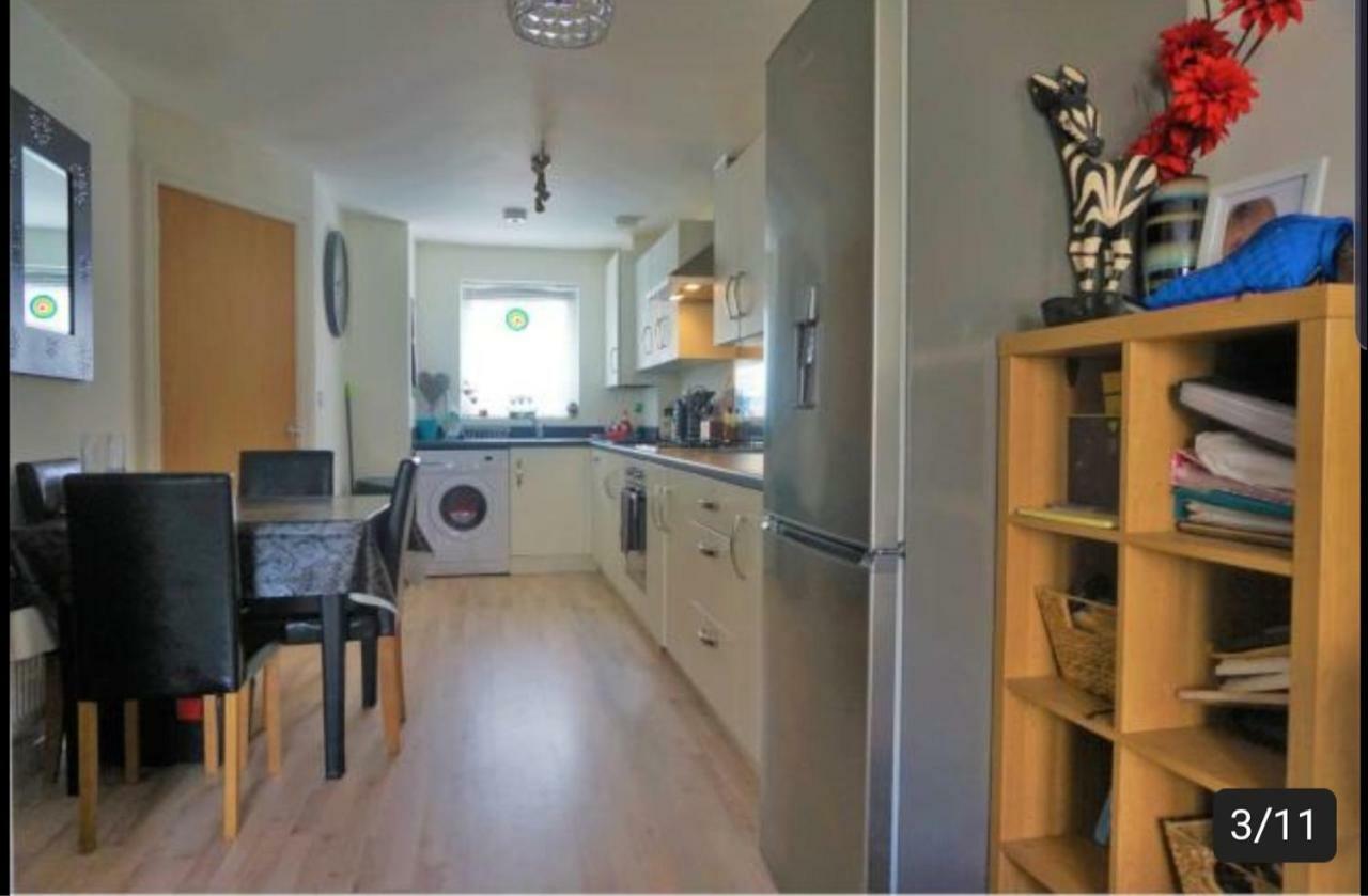 Kingsize Room Close To The A30 Camborne Pool Extérieur photo